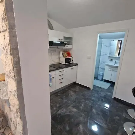 Apartment Novak Klenovica
